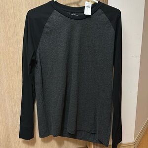Long sleeve T Shirt 100% new